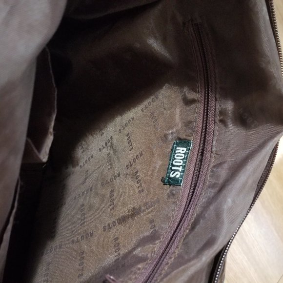 Roots Bag - Picture 6 of 6